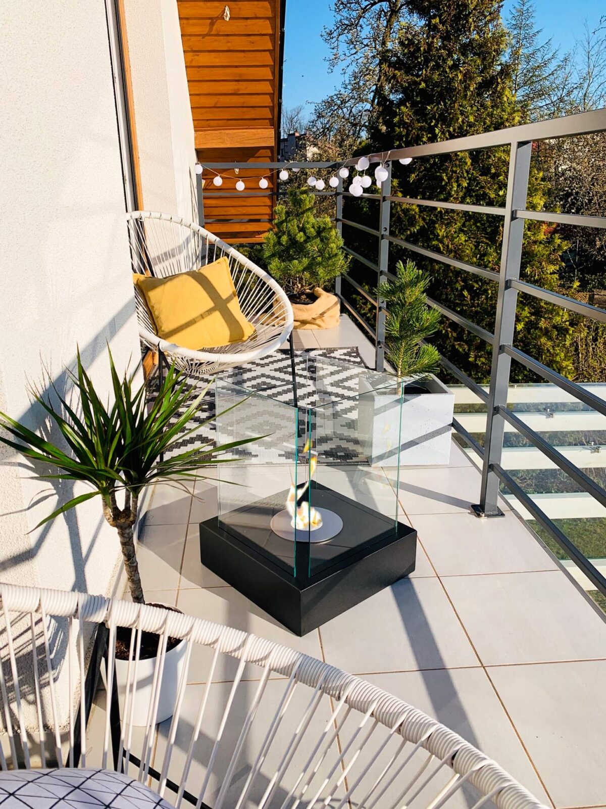 2566 Freistehender Bio-Kamin Sunset Garden Schwarz