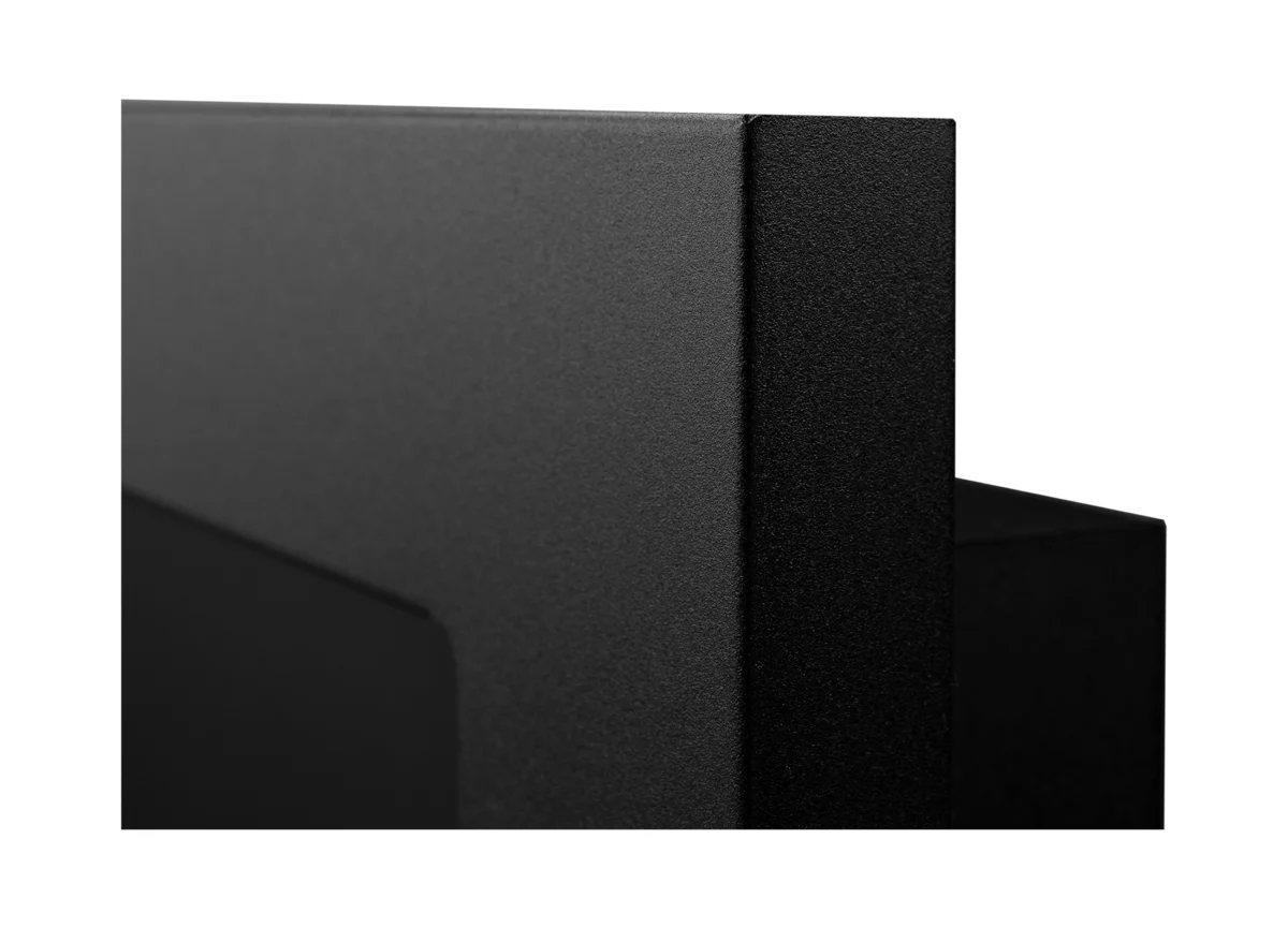 2840 BIOKAMIN 1200X400 schwarz strukturiert mit Glas