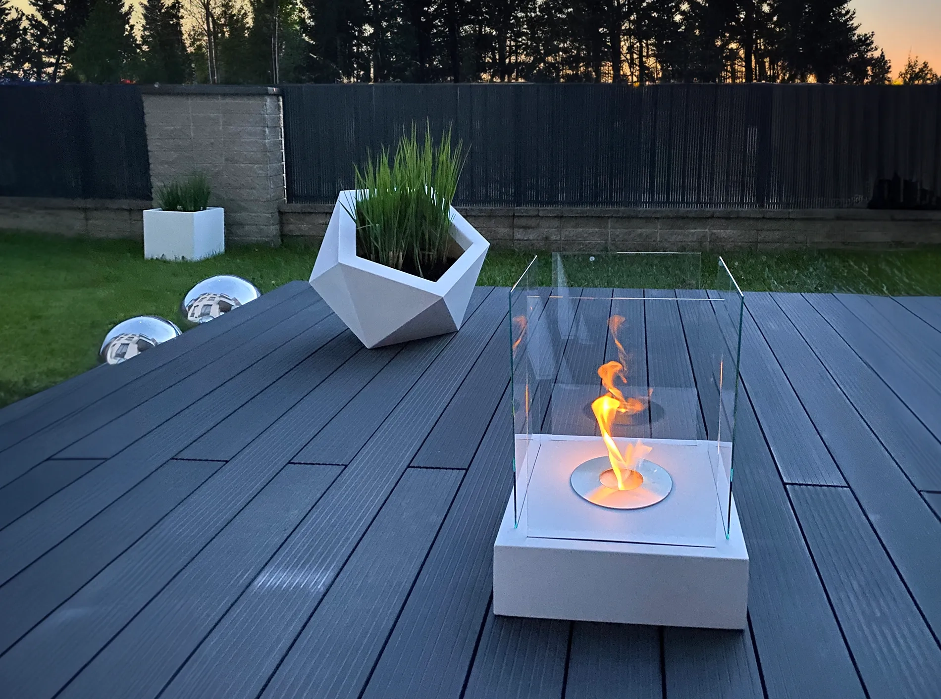 4052 Biokamin freistehend Sunset Garden Weiß