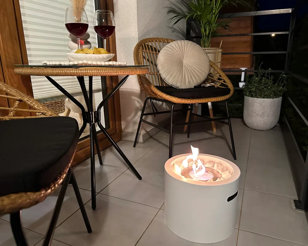 4206 Freistehender Bio-Kamin Moon Mini weiß matt