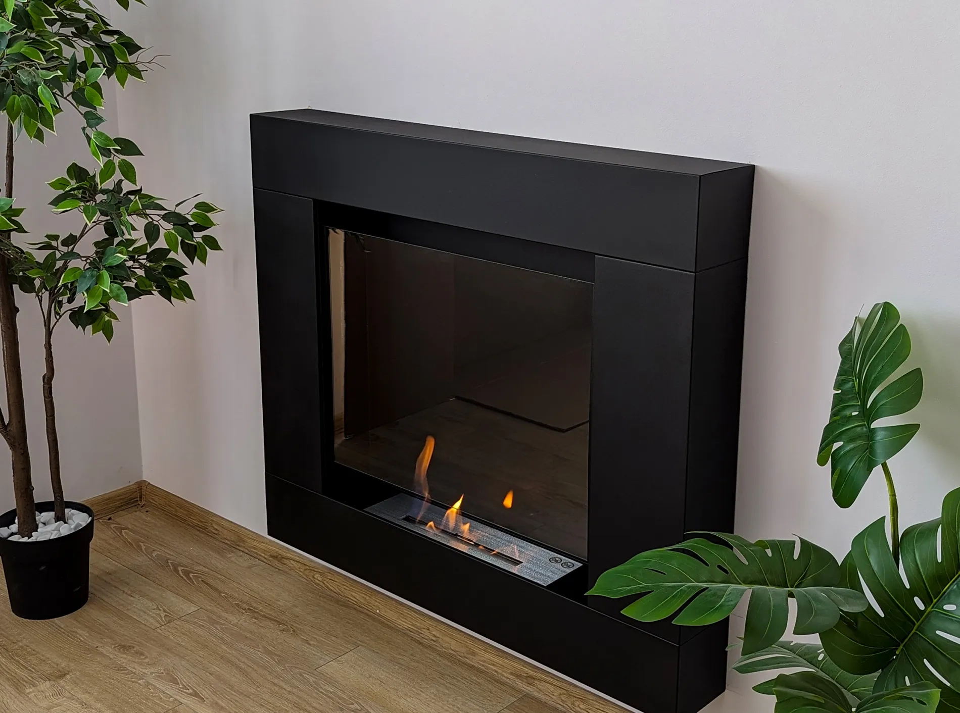 4240 Biokamin Portal Asne Schwarz Matt