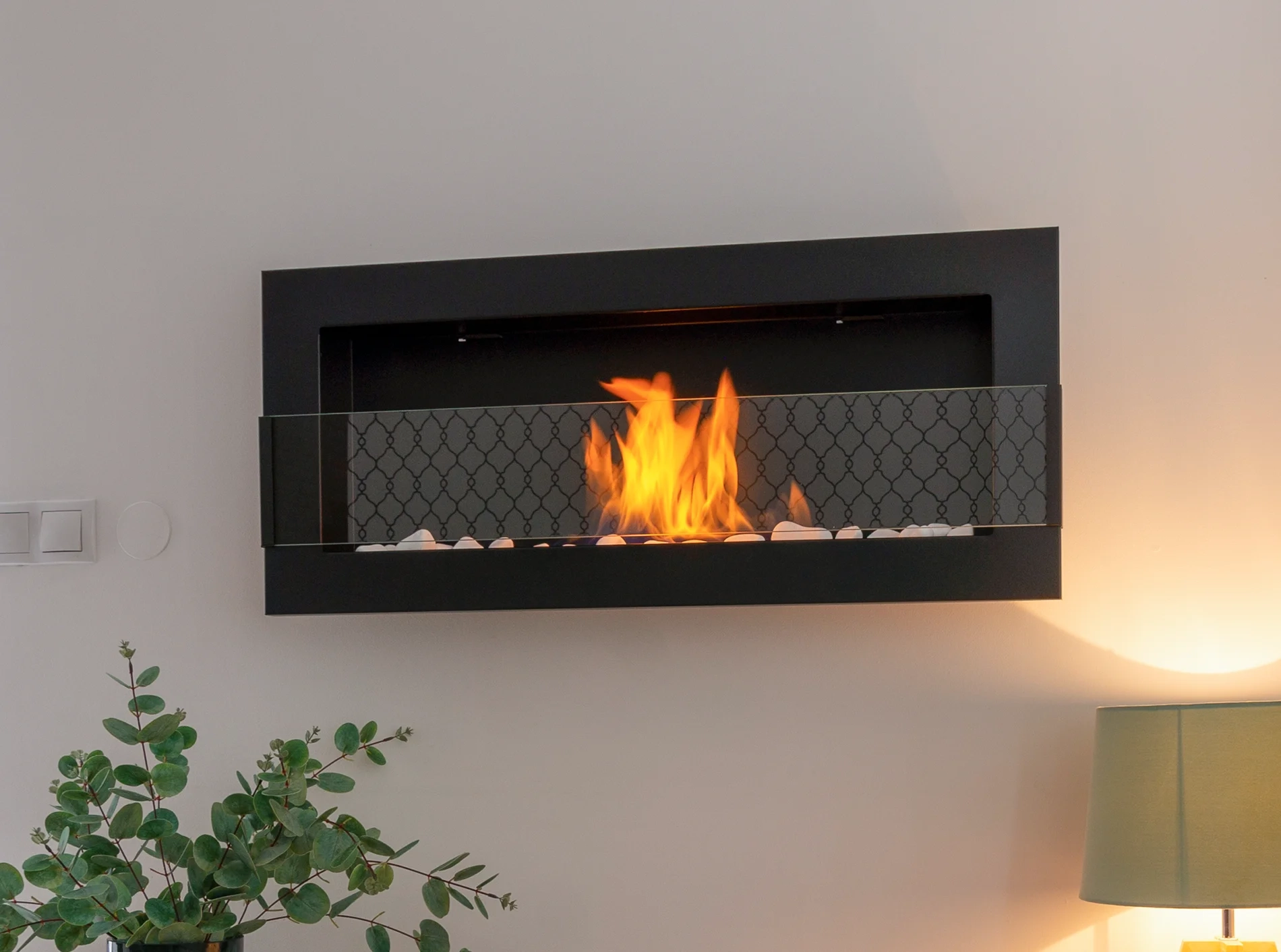 4406 Bio-Kamin 900x400 mit Glas Schwarz Strukturiert