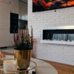 4485 Bioethanol-Wandkamin 900 × 400 – Weiss Hochglanz mit Glasscheibe