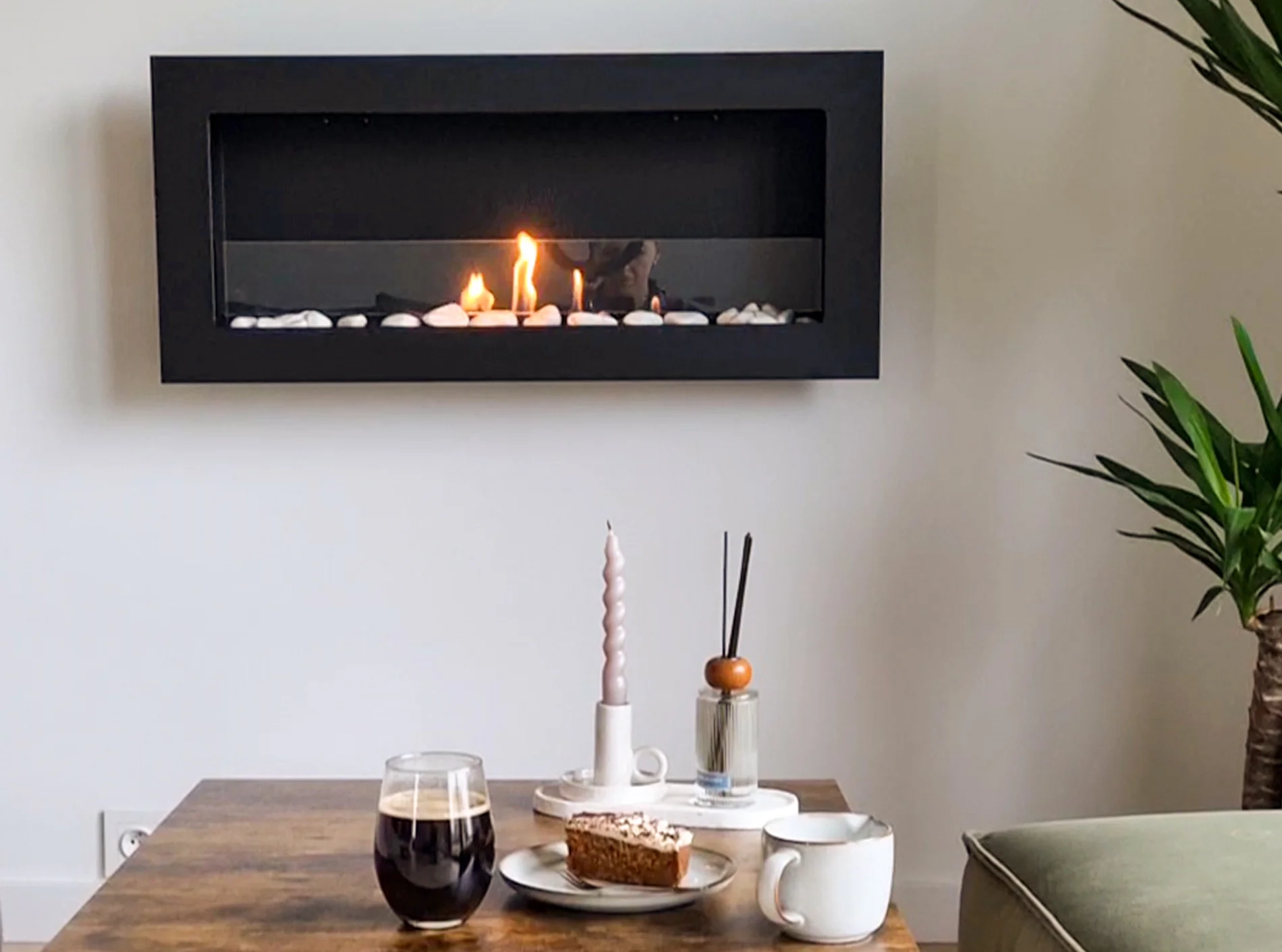 4654 Bio-Kamin 900x400 SLIM Schwarz strukturiert mit Glas