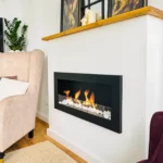 Bioethanol-Wandkamin 900 × 400 Slim – Schwarz Strukturmatt mit Glasscheibe