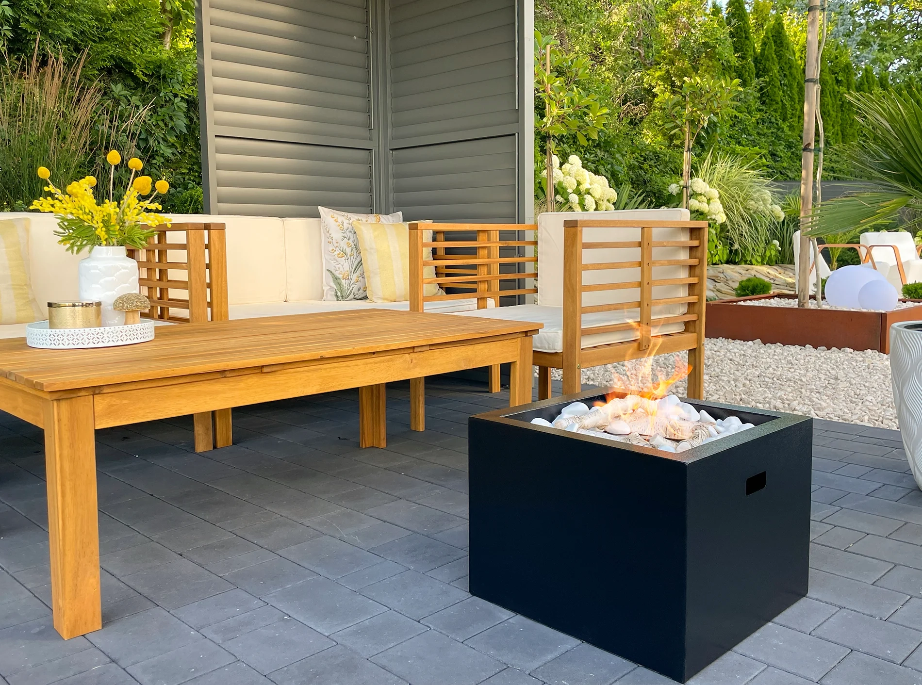 5150 Freistehender Bio-Kamin Novium schwarz matt