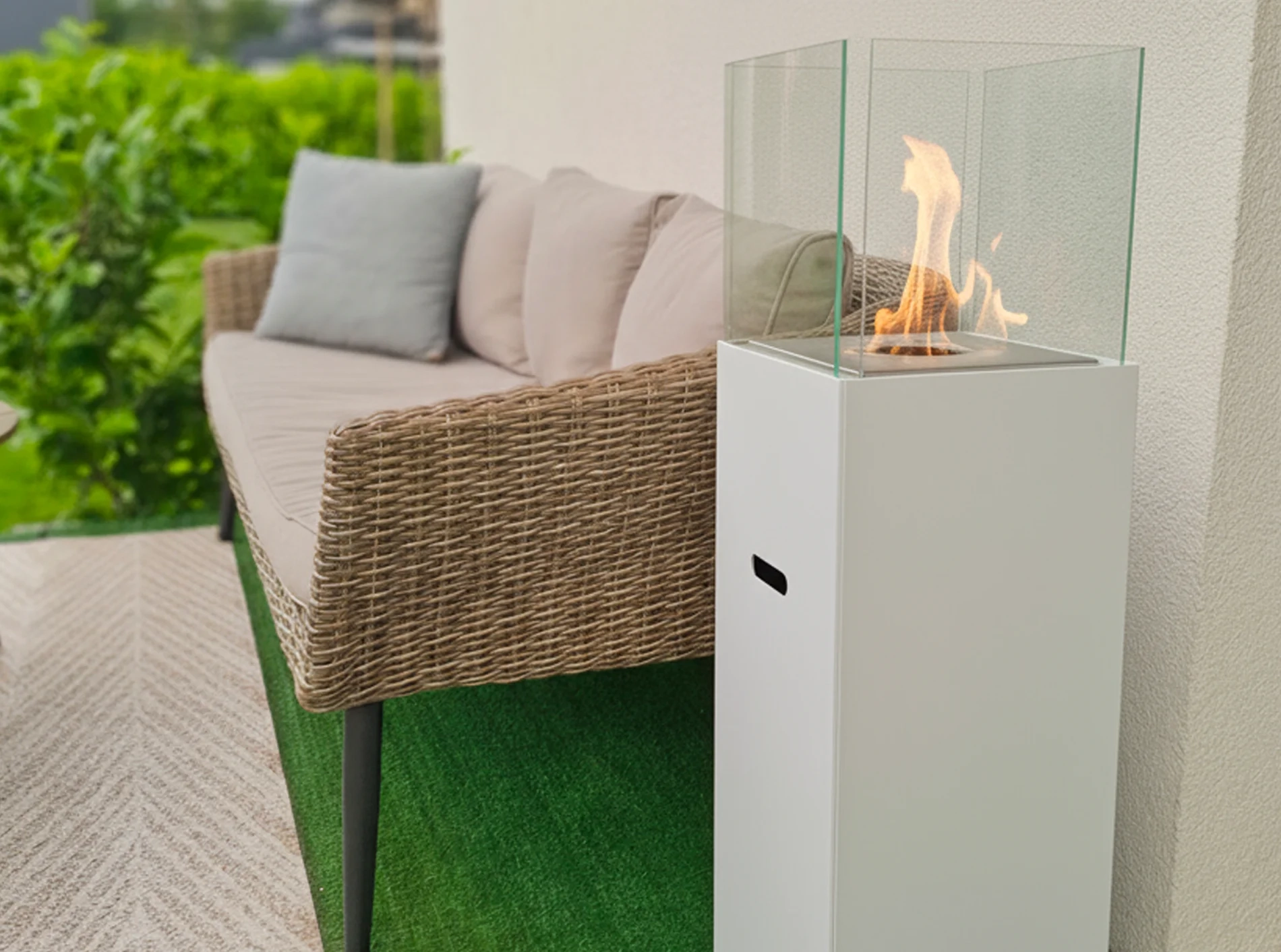 Freistehender Bio-Kamin PATIO weiß matt